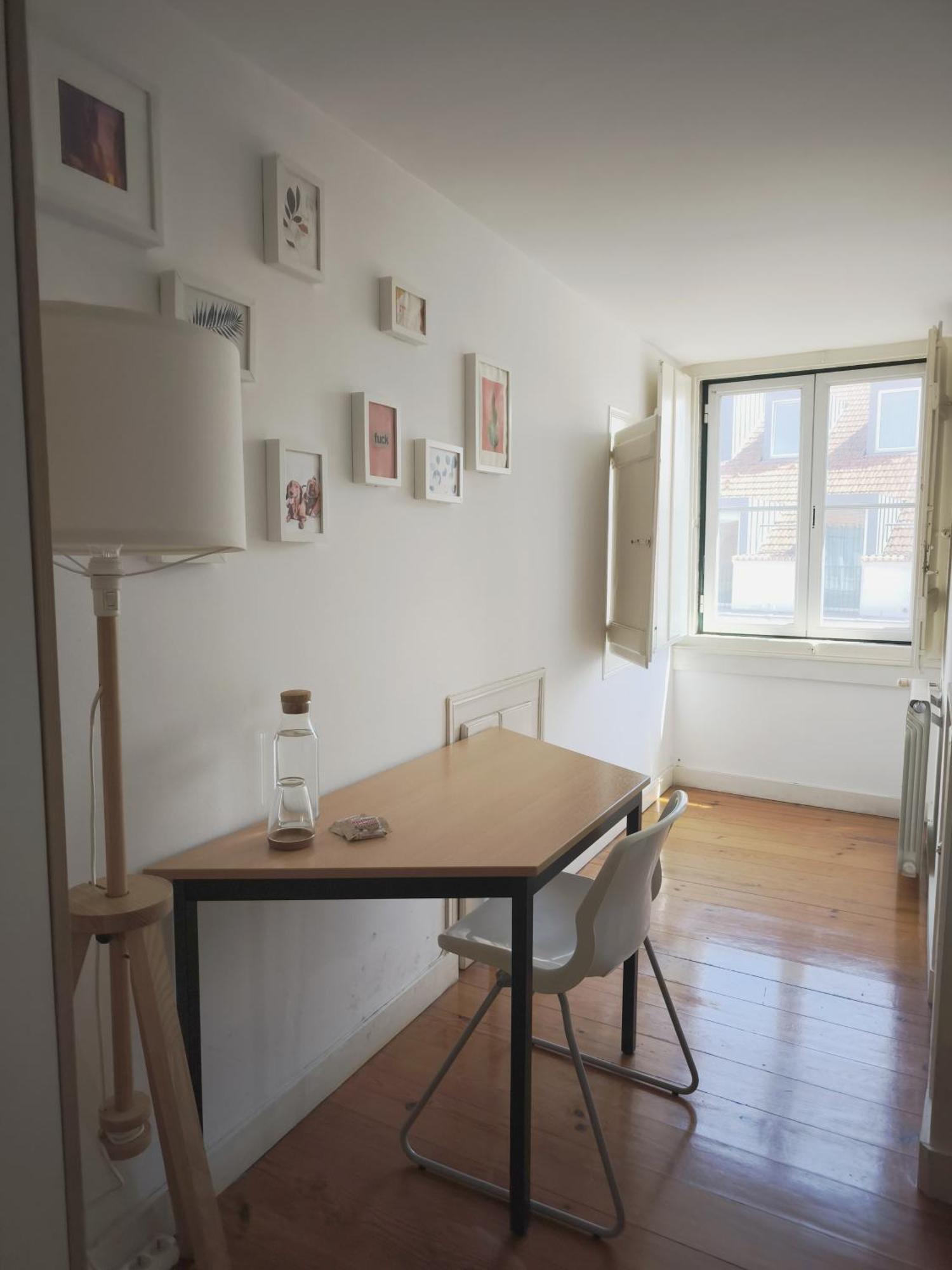 Homestay Bedrooms In Lisbon's Bairro Alto In Shared Lisbon