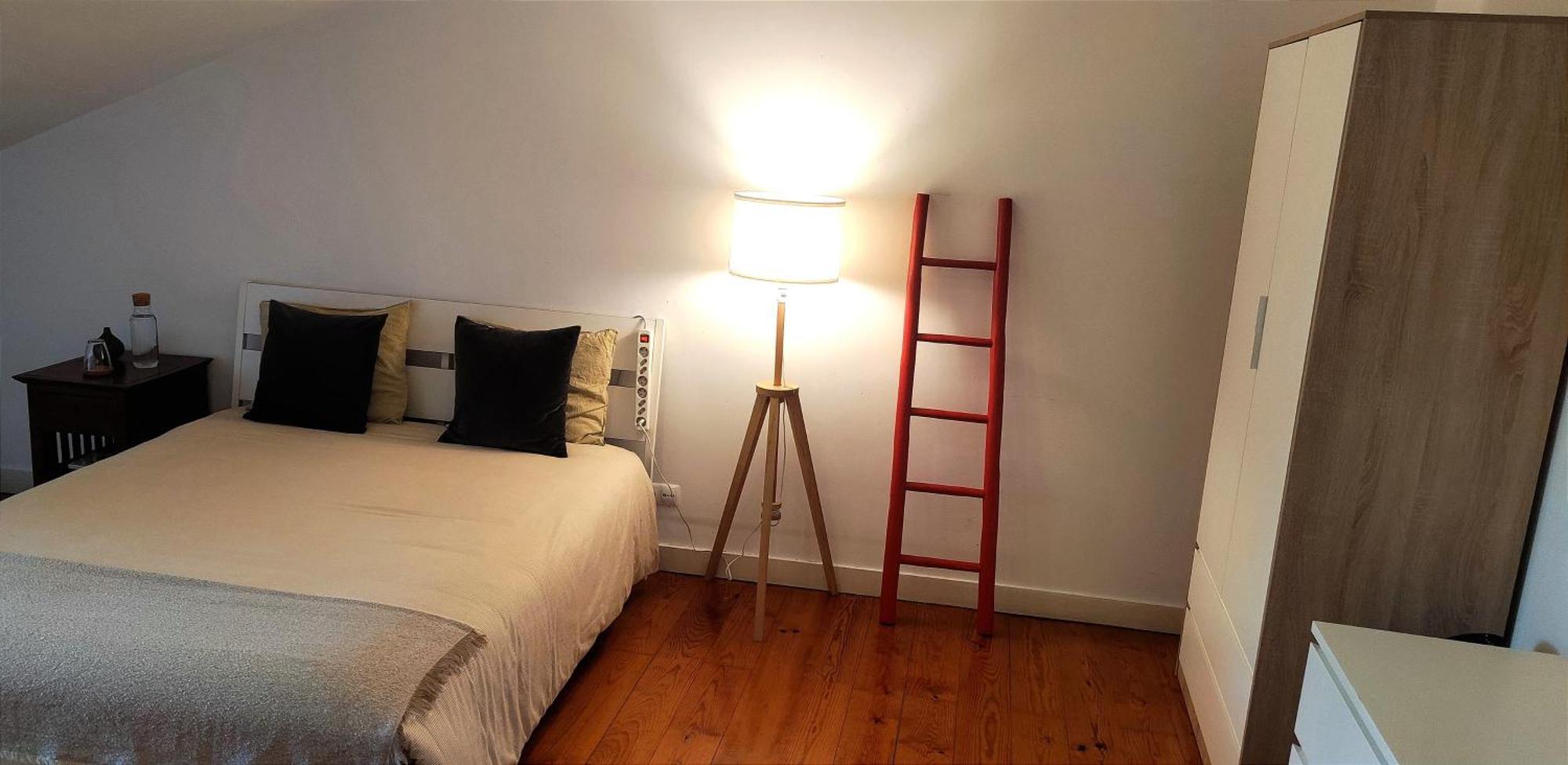 Bedrooms In Lisbon's Bairro Alto In Shared Homestay