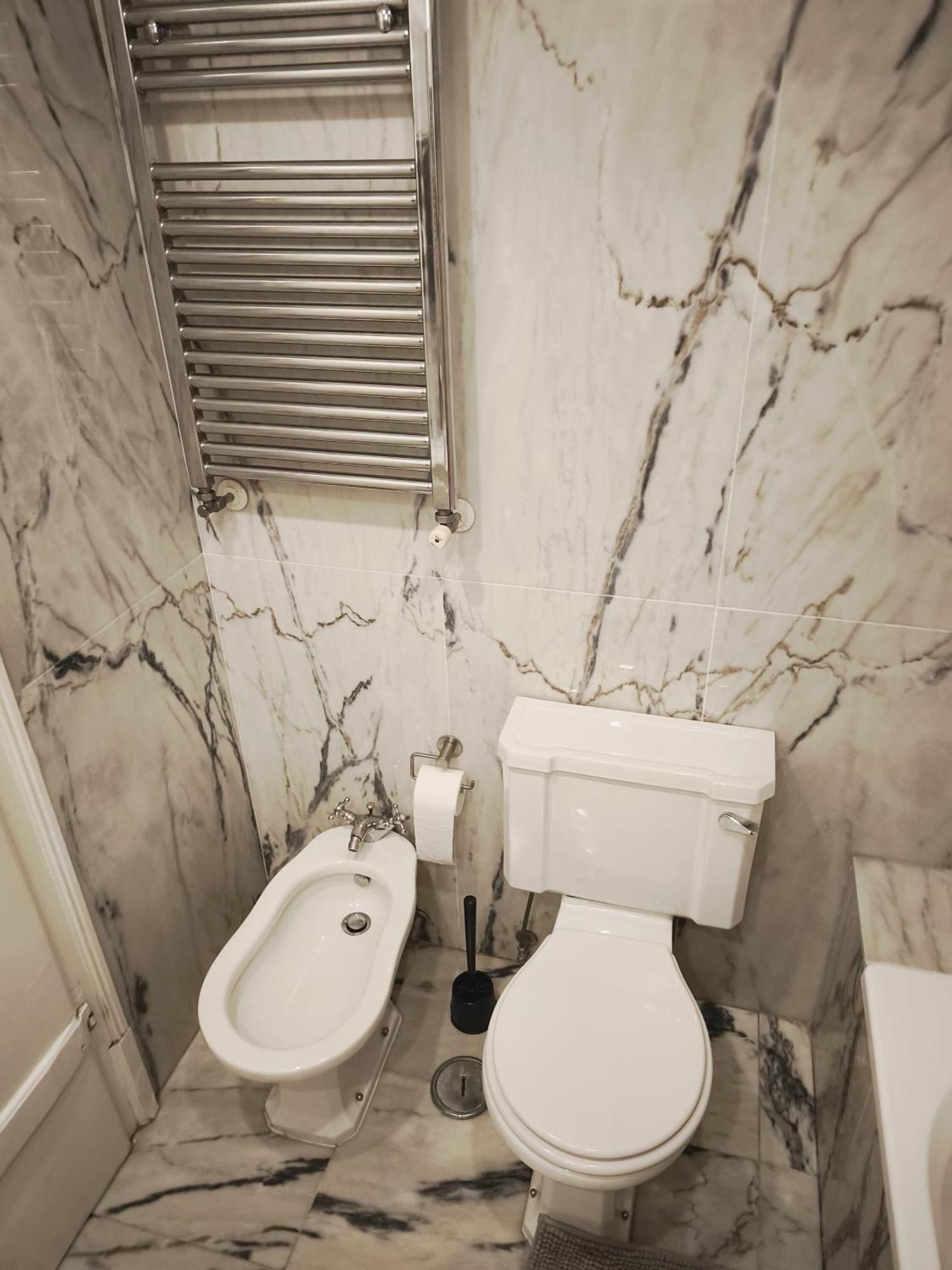 Bedrooms In Lisbon's Bairro Alto In Shared * Lisbon
